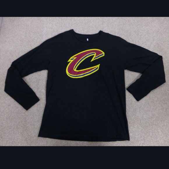 Lebron James Cleveland Cavalier Fanatics Long Sleeve Sweatshirt - Picture 2 of 9